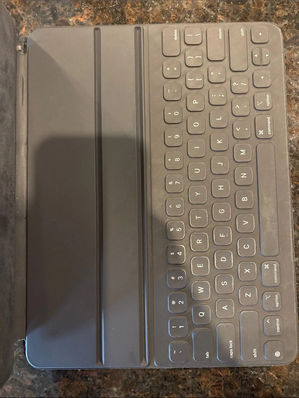 Apple Smart Keyboard Folio - Charcoal Gray